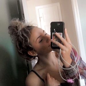 Meet your Posher, Reese